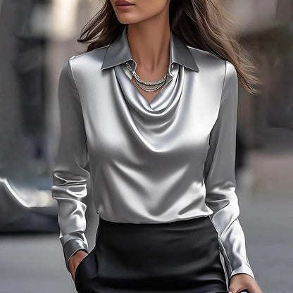 PERLA | Blouse avec éclat luxueux et col à plis